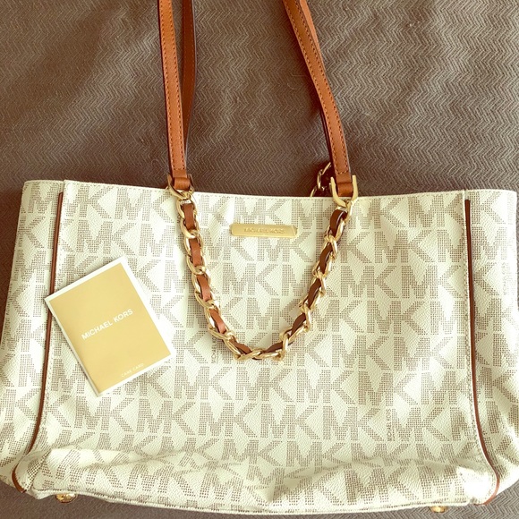 MICHAEL Michael Kors Handbags - Michael Kors White Tote